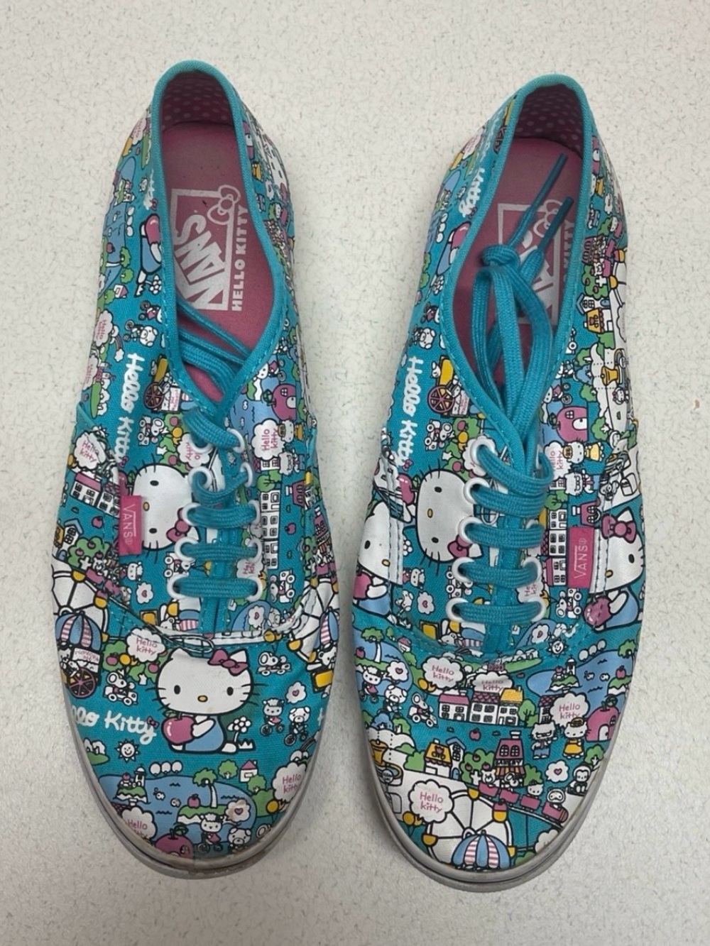 Vans Hello Kitty Teal Canvas Lace-Up Sneakers Size 10 Women’s. 8.5 Men Blue